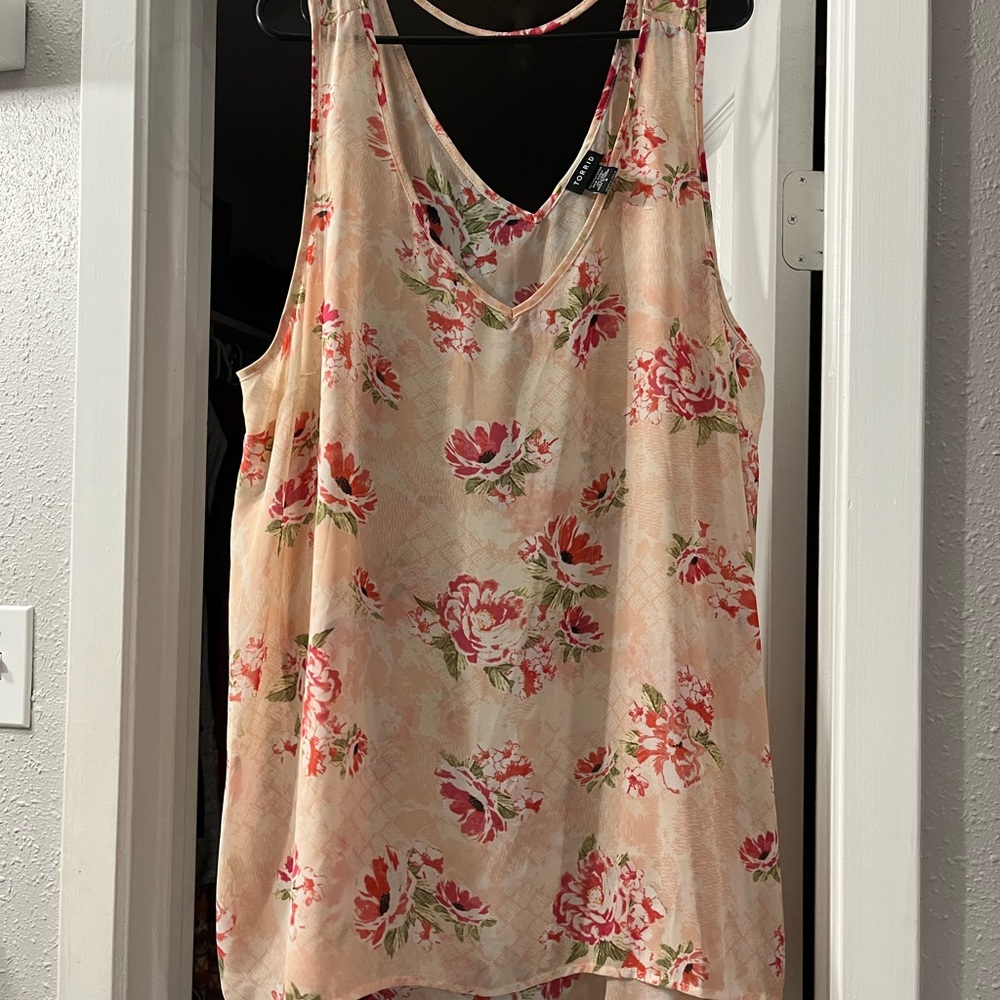 Size 3 sheer pink floral top